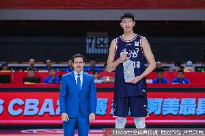 解说：徐昕与杜锋情绪积累已久 前者未来很难再真正回到广东队