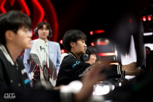 抗韩先锋！BLG对阵LCK的BO5战绩来到9胜4负